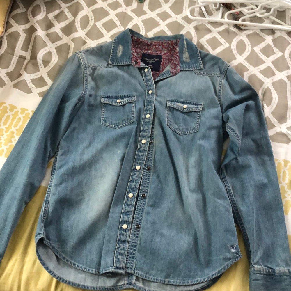 american eagle distressed jean top